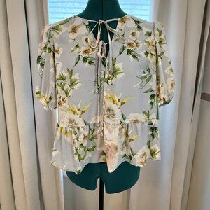 CeCe Floral Peplum Blouse with Tie-Back Detail – NWT – Size M – Sky/Peach/Green